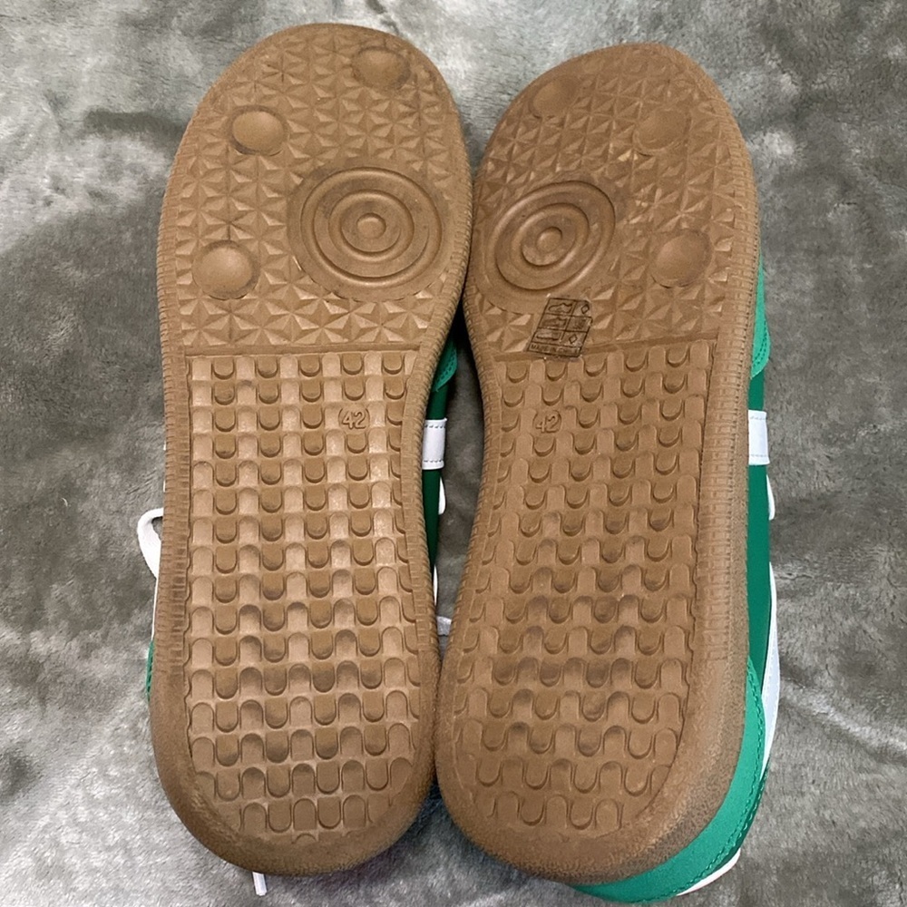 Women's Green and Pink Shoes size 11 1/2 with White Accents - Picture 6 of 6